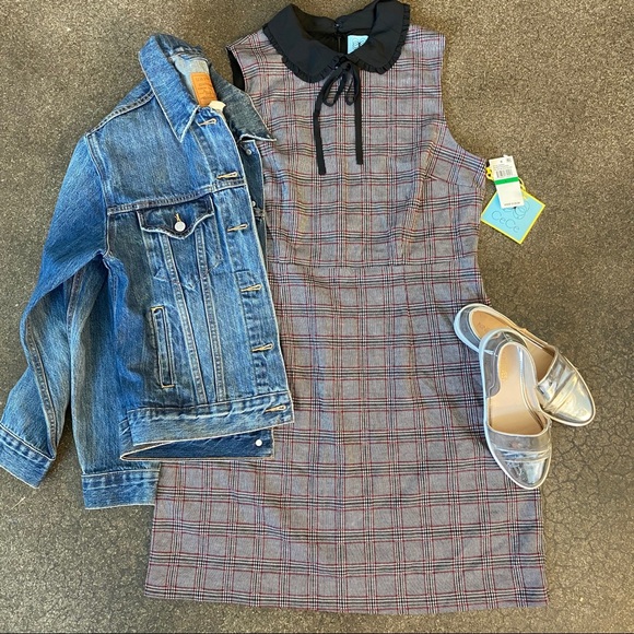 CeCe Dresses & Skirts - Cece plain Peterson collar dress